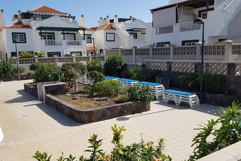 Private Apartment With Roof Terrace Arona  España