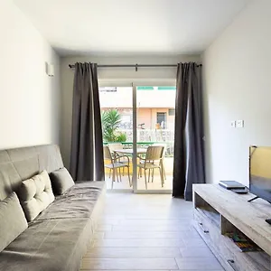 Torres Del Sol Apartment